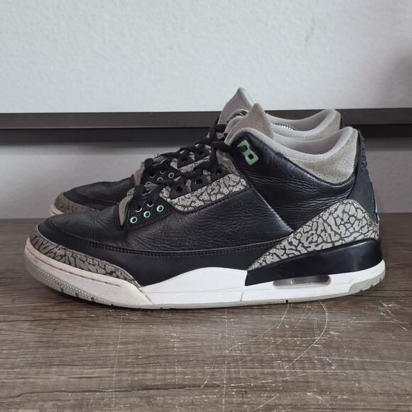 Jordan 3 Retro (CT8532-031) Men’s Athletic Shoes Sneakers Size 10 Green Glow main image 6